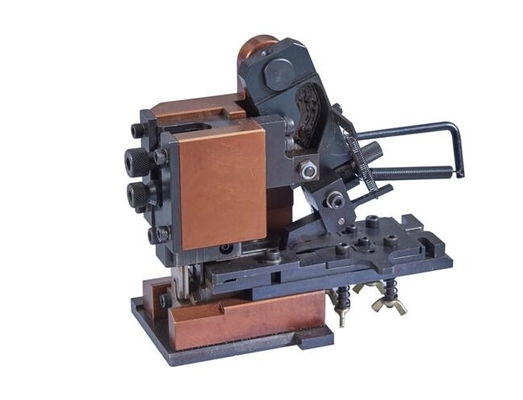Özelleştirilmiş Terminal Sıkma Aracı OTP Malzemesi 30 / 40MM İnme 1 Yıl Garanti